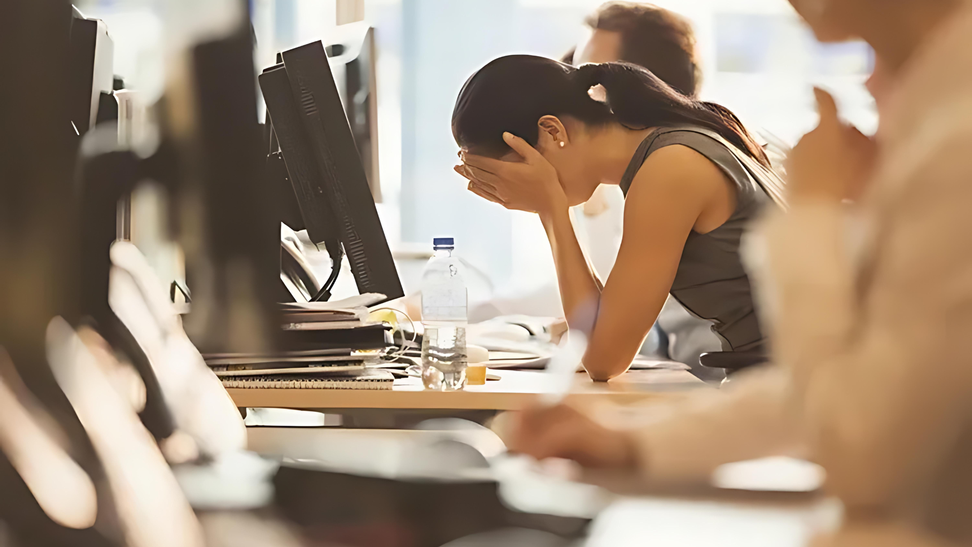 AVALIAÇÃO DE RISCOS PSICOSSOCIAIS NAS EMPRESAS, NA GESTÃO DE SST, COMEÇA A VALER EM 26 DE MAIO; INADEQUAÇÃO GERA MULTAS